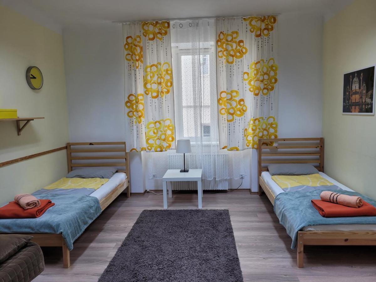 Budget Studio Near Prater Wien Ngoại thất bức ảnh